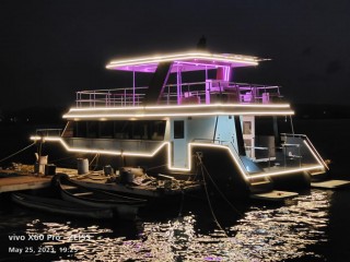 Ripple Chique Catamaran in Goa