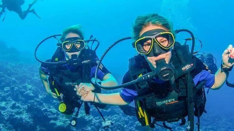 Scuba diving at deep sea in goa