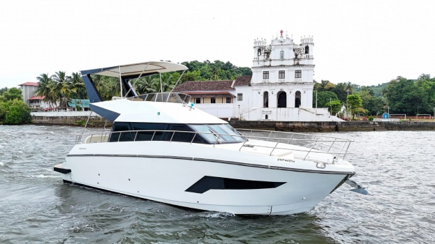 Sunset 42 Yacht Goa