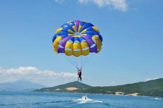 parasailing at calangute beach